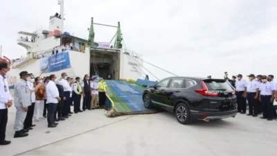 ASDP Siapkan Dua Rute Ferry Jarak Jauh Mulai Bulan Depan: Surabaya-Makassar dan Patimban-Pontianak