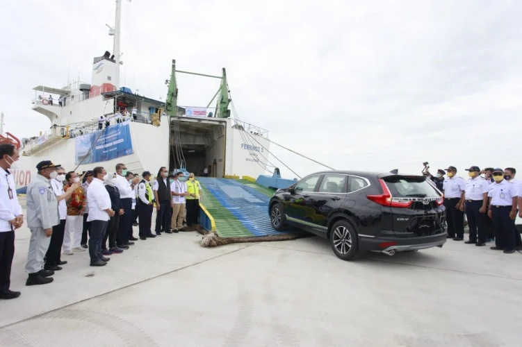 ASDP Siapkan Dua Rute Ferry Jarak Jauh Mulai Bulan Depan: Surabaya-Makassar dan Patimban-Pontianak
