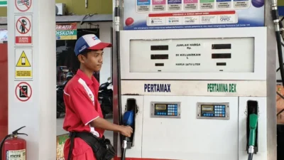 BBM Mahal, Masyarakat Beralih ke Pertalite: Konsumsi Pertamax Anjlok 18,8%