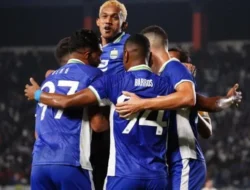 Debut Manis Gabriel Mutombo: Ukir Clean Sheet dan Puji Atmosfer Gila Bobotoh di Si Jalak Harupat