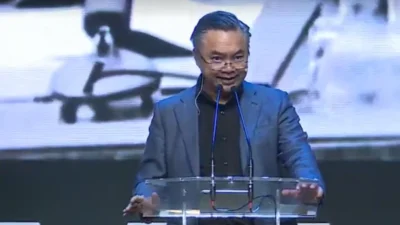Dino Patti Djalal Soroti Tantangan Eksekusi di Balik Target 100 GW PLTS: Mimpi Besar Energi Surya Indonesia