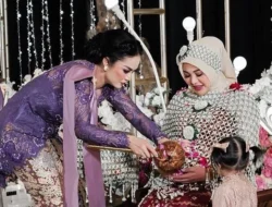 Isu Kehamilan Aurel Hermansyah Terjawab, Kris Dayanti Ungkap Keinginan Punya Cucu Laki-laki