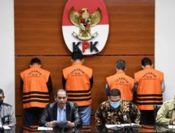 KPK Sita Toyota Alphard Diduga Terkait Gratifikasi Bupati Lombok Barat, Ini Fakta Lengkapnya