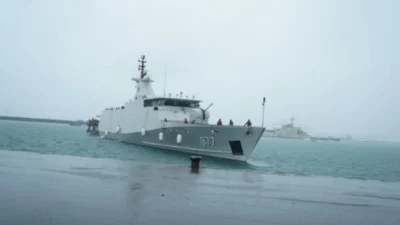 KRI Marlin-877 Berupaya Temukan 3 Penumpang KLM Nurul Salsa yang Disebut Berada Dekat Pulau Sanipa