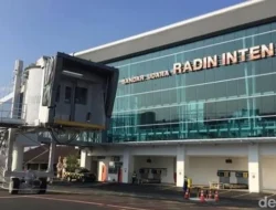Misteri Suzuki Swift Terparkir Bertahun-tahun di Bandara Radin Inten II: Siapa Pemiliknya?