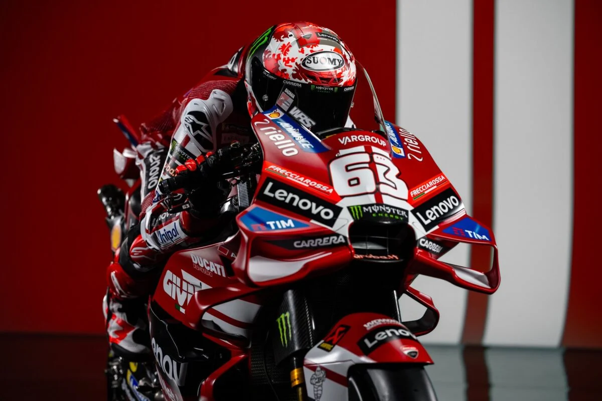 MotoGP 2026: Francesco Bagnaia Sedang Terpuruk, Aprilia Justru Tersenyum, Kenapa?