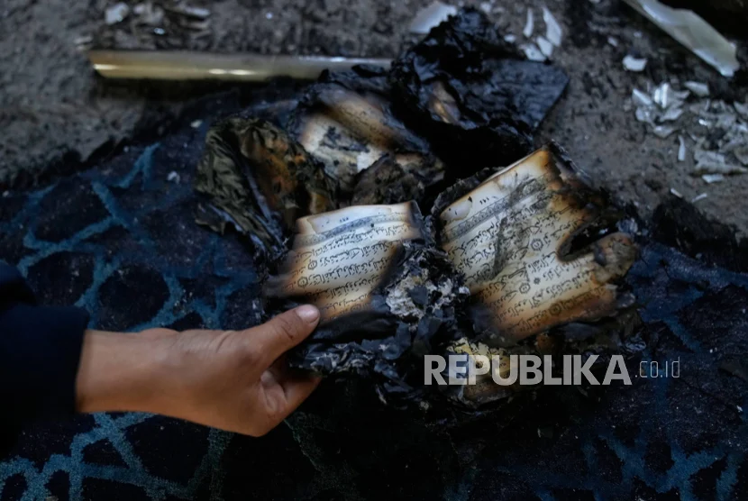 Pemukim Yahudi Menggila, Bakar Masjid di Tepi Barat – Aksi Brutal Memicu Kecaman Internasional