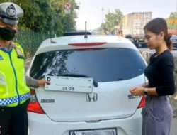 Polda Metro: Pengemudi yang Tutup Pelat Nomor Bakal Ditindak Langsung di Tempat, Begini Ancaman Hukumnya