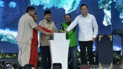 Presiden Prabowo Jajal Kereta Mewah Nusantara Explorer, Resmikan Stasiun Tawang dan Akad Massal 62 Ribu Rumah Subsidi