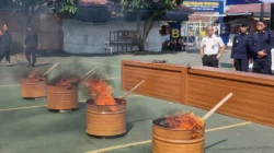 Ratusan Ponsel dan Senjata Tajam Dimusnahkan: Bukti Barang Ilegal Masih Masuk Lapas Pemuda Tangerang