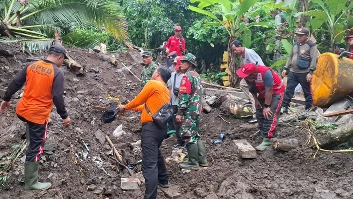 Sangkur Pencabut Nyawa Warga Klungkung Ditemukan di Dasar Sungai, Ada Fakta Jumat Keramat Terungkap