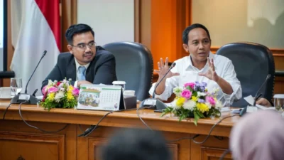 Skandal Amplop Raja Juli: KPK Didesak Tetapkan Menteri Kehutanan sebagai Tersangka