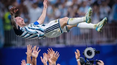 Suporter Inggris Angkat Topi untuk Lionel Messi: 'Dia Legenda yang Sulit Dicari Penggantinya'