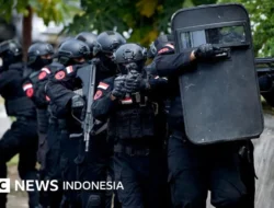 Teror Tetangga di Depok Berujung Laporan Polisi, Pelaku Lempar Helm dan Ancam Santet