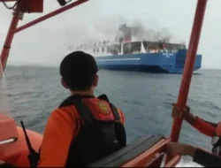 KMP Putri Yasmin Terbakar di Selat Lombok: 5 Penumpang Masih Hilang, Gubernur Bali Panggil Dishub dan Operator