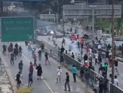 Pagar Tinggi Mal di Jakarta: Respons Warga dan Klarifikasi Pengelola