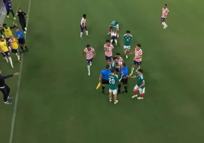 AS Hancurkan Meksiko 3-0, Laga Panas Diwarnai Tamparan ke Wajah Berhalter