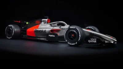 Audi F1 Siap Gebrak Singapura dengan Livery Khas Peranakan, Bottas Kayuh Sepeda dari Malaysia
