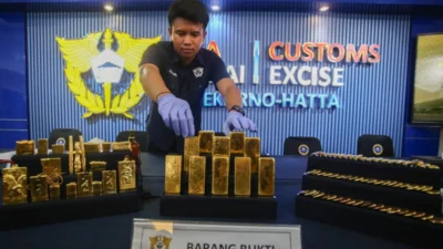 Bea Cukai Mataram Gagalkan Penyelundupan 5 Kg Emas ke Hongkong, Pemilik Masih Misteri