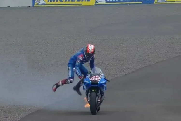 Bukan Moto Taxi! Terkuak Alasan Marshal Mandalika Tak Antar Alex Rins ke Paddock hingga Dapat Ancaman Pembunuhan