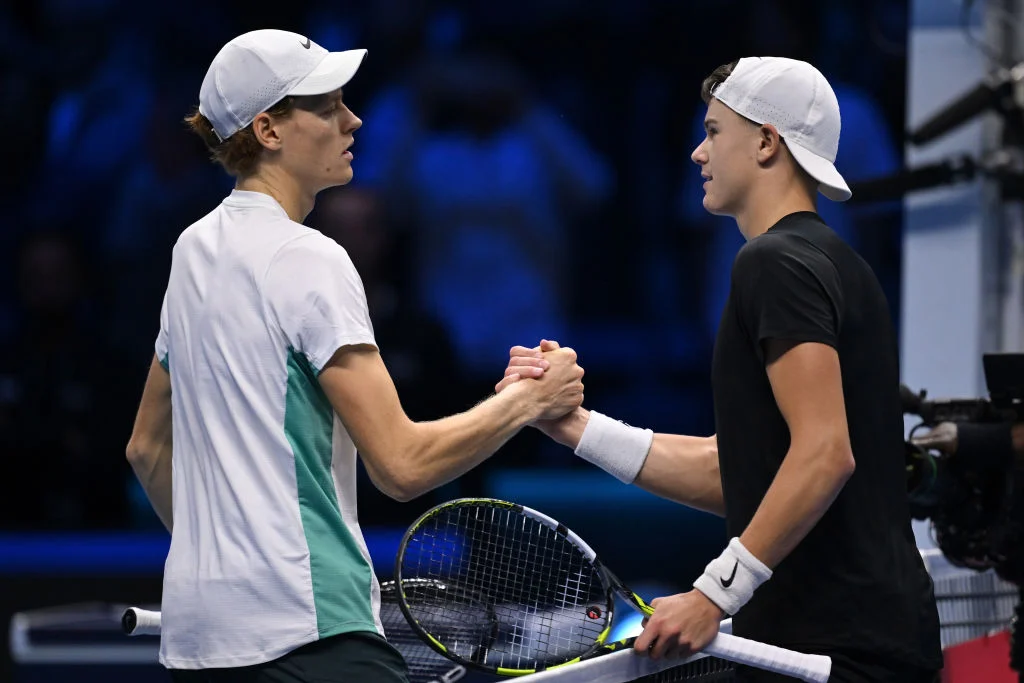 Djokovic Puji Keputusan Sinner Akhiri Musim, Soroti Perjuangan Rune Kembali ke Puncak