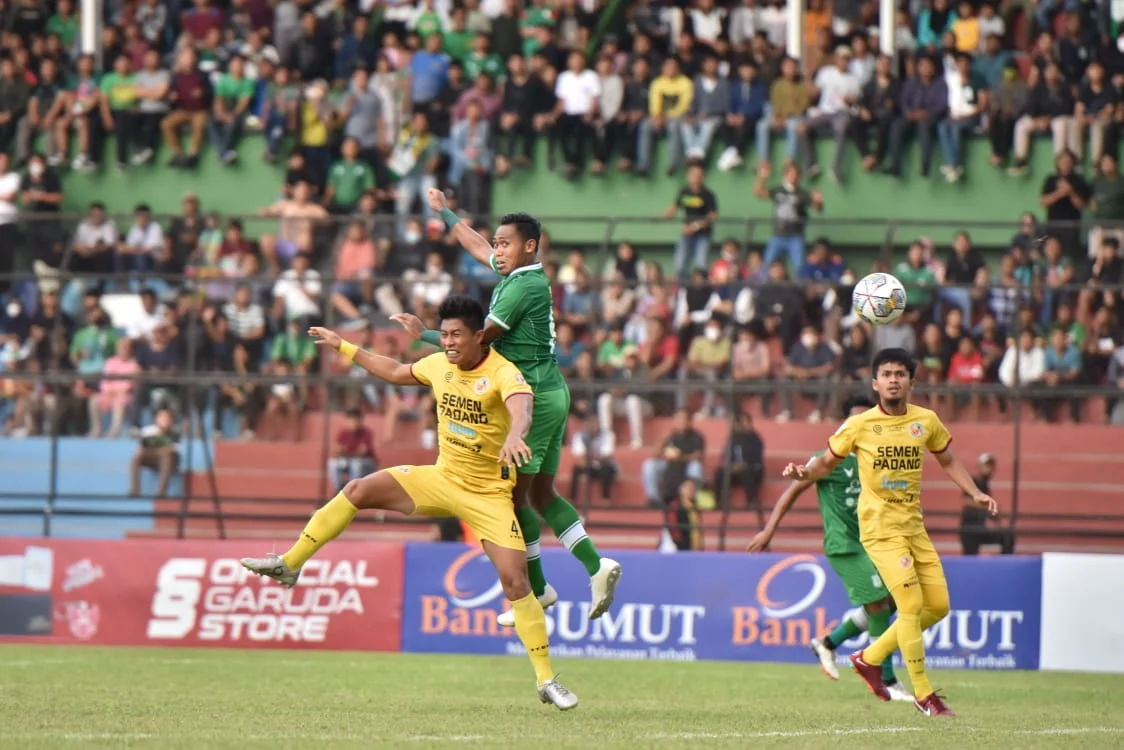 Drama 14 Menit Injury Time: Gol Semen Padang Hancurkan Kemenangan PSMS di Detik Terakhir