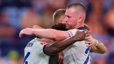 Drama Enam Gol di Sydney Olympic Park: Sydney FC Dua Kali Unggul, Adelaide United Selamat Berkat Gol Olimpico
