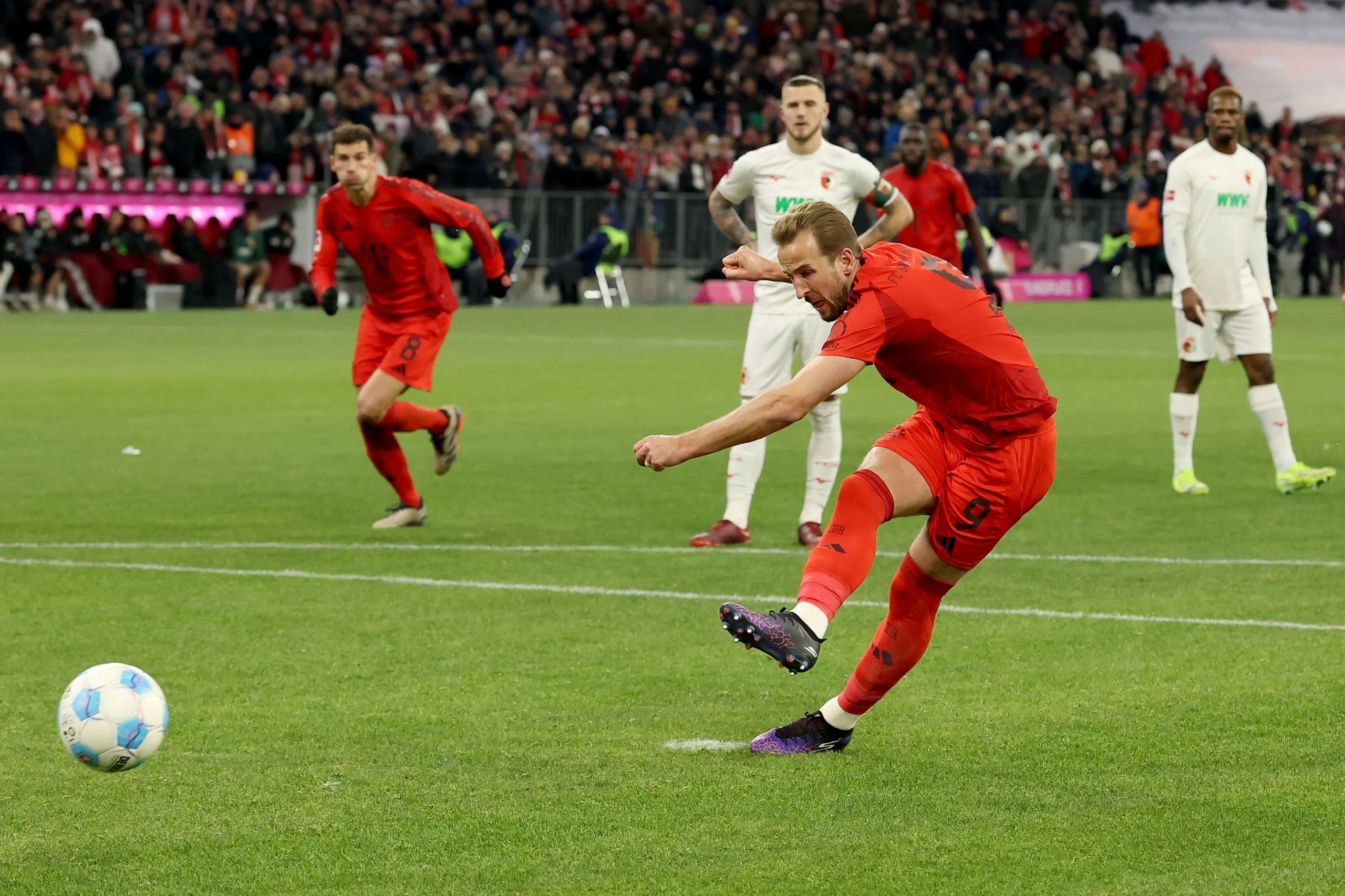 Elversberg vs Augsburg: Drama Tujuh Gol dan Empat Penalti yang Bikin Bundesliga Berguncang!