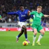 Everton vs Newcastle: Kemenangan Bersejarah yang Ternoda, Rumah Striker Thierno Barry Dibobol Maling