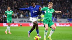 Everton vs Newcastle: Kemenangan Bersejarah yang Ternoda, Rumah Striker Thierno Barry Dibobol Maling