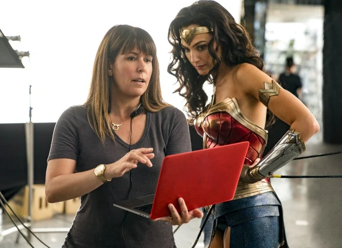 Gal Gadot dan Bayang-Bayang Kontroversi di Balik Layar Wonder Woman