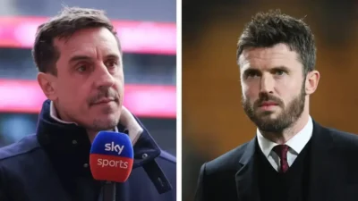 Gary Neville Tak Tahan Lagi: Desak Glazer Pergi dan Sebut Pemecatan Carrick Bisa Jadi Berkah