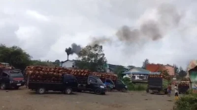 Gawat! ISPU Jambi Tembus 815, Ribuan Warga Terserang ISPA dan Langit Memerah