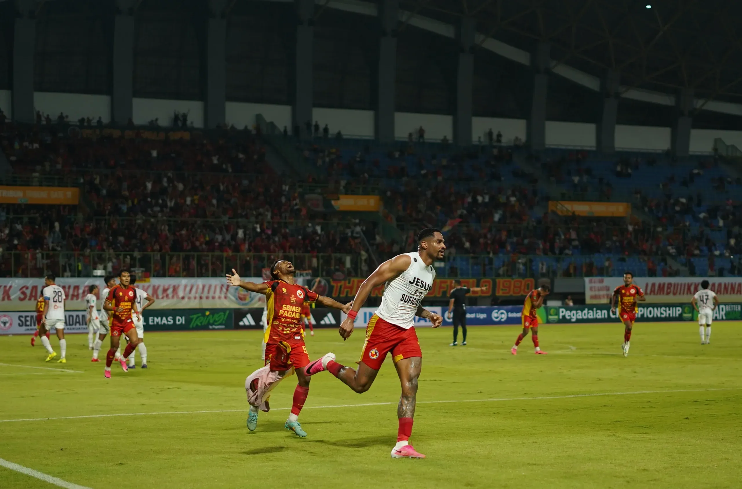 Gol Menit 89 Junior Batista Bawa Semen Padang FC ke Posisi Ketiga Klasemen