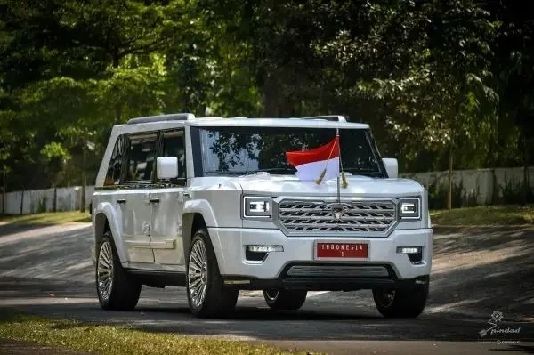 Gus Ipul Apresiasi Mobil Dinas Maung dan Umumkan 11 Lulusan Sekolah Rakyat Siap Kuliah dan Kerja
