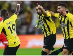Hasil Liga 2: Al Ittihad Kokoh di Puncak, Mbappe Bersinar, Persebaya Selamat dari Kekalahan