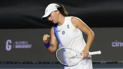 Iga Świątek Tetap Melaju ke Ningbo Meski Cedera Mengancam Karier dan Tiket WTA Finals