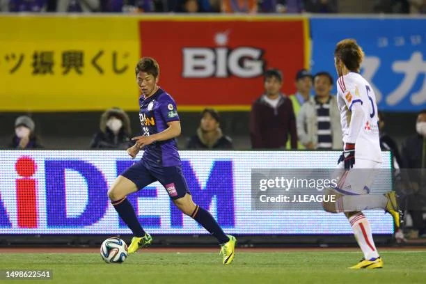 J1: Asano Bersinar, Hiroshima Hajar Tokyo Verdy 2-0