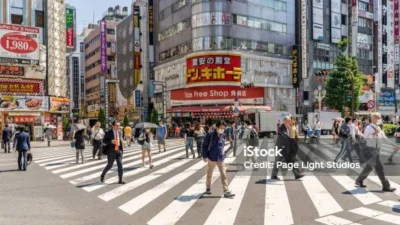 Jepang di Persimpangan: Dari Masjid Bersejarah Hingga PM Perempuan yang Sibuk, Ini Fakta Terbaru Negeri Sakura