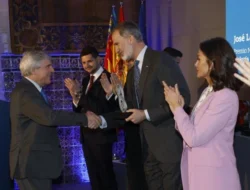 José Manuel López Barneo Raih Penghargaan Prestisius di Sevilla