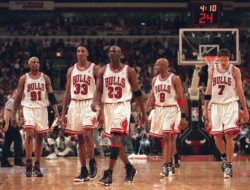 Kisah Dua Wajah Chicago: Dari Dominasi Bulls Hingga Warisan Legenda Ditka