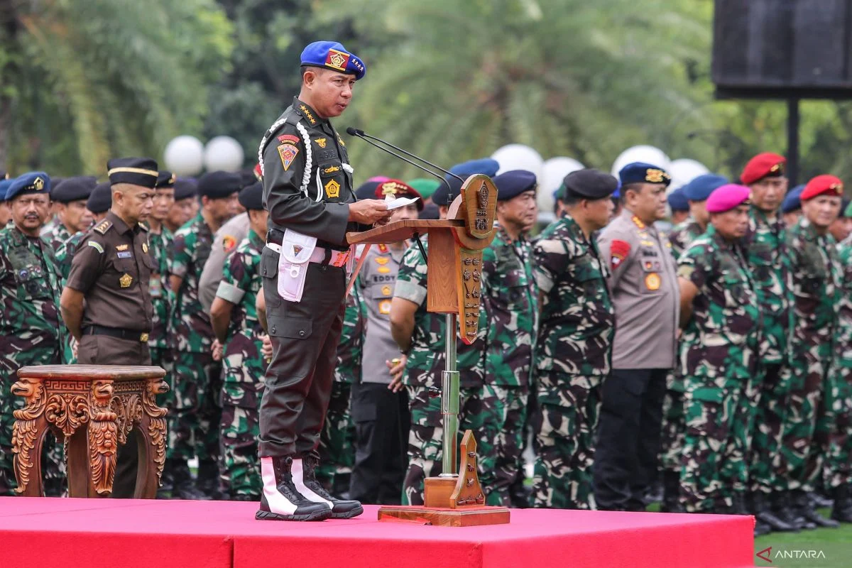 Kontroversi Masa Jabatan: Kepala Staf Sejam Bisa Jadi Panglima TNI, DPRD Minta Jabatan Diperpanjang hingga 2031