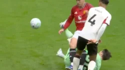Krisis Sesko dan Tekanan Carrick: MU Bidik Thuram, Kai Rooney Bersinar