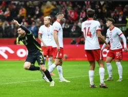 Lewandowski Bersinar, Polandia Bantai Rumania 6-0 di UEFA Nations League