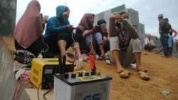 Mati Listrik dan Air Bersih Masih Landa Pengungsi Gempa Talamau, Warga Berau Desak PLN