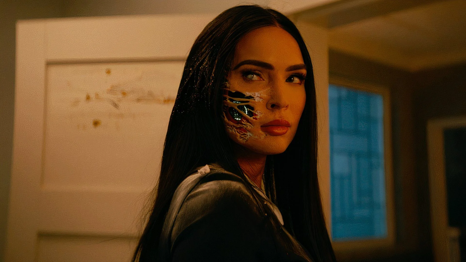 Megan Fox Guncang Industri Konten Digital dengan Platform Berbayar Eksklusif