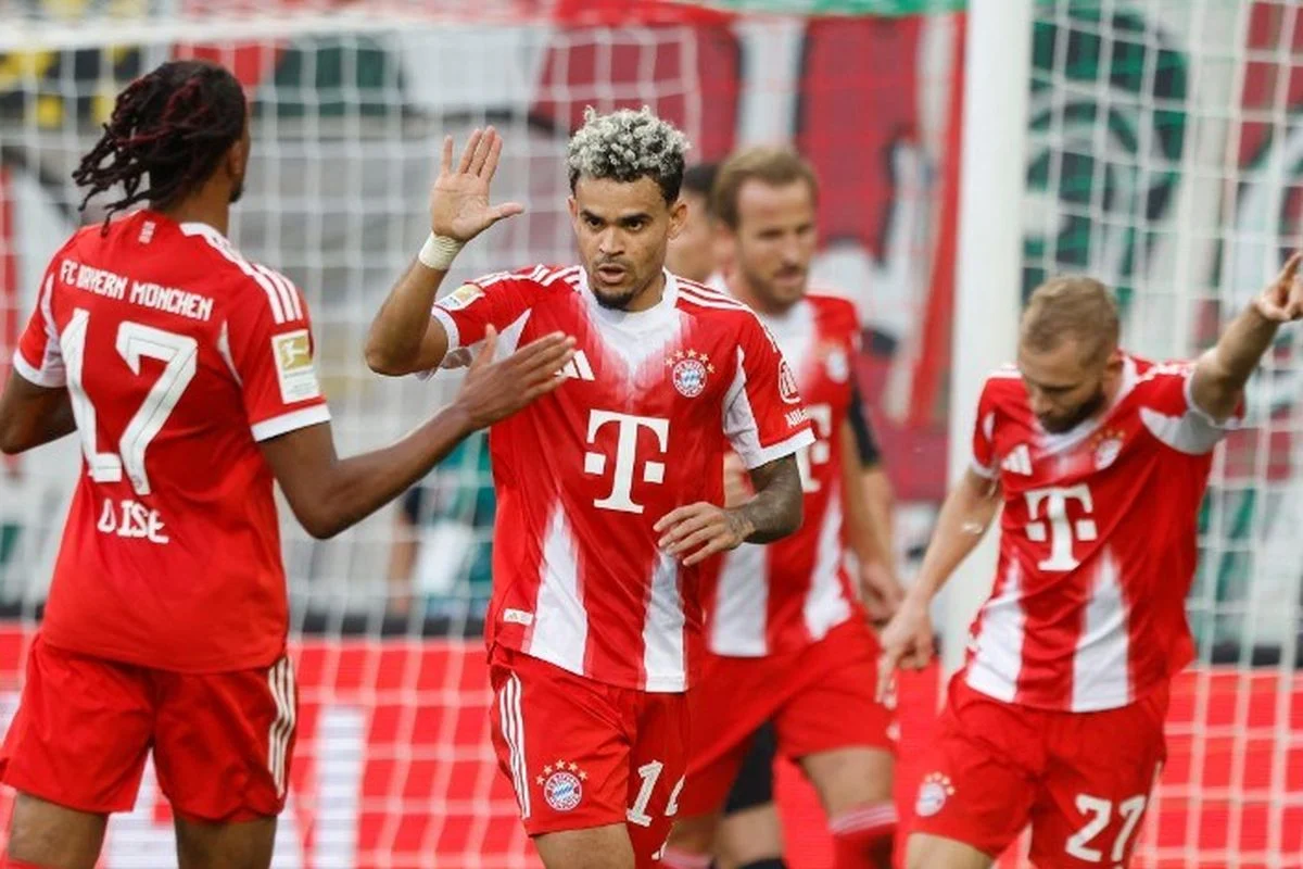 Mimpi Buruk di Augsburg: Enam Gol Bayern, Empat Dianulir, Neuer Bikin Rekor Memalukan
