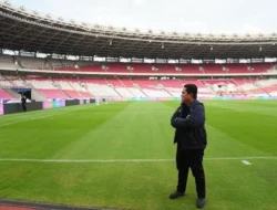 Momen Haru Elkan Baggott: Peluk Erick Thohir dan Ucapkan ‘Anda yang Ubah Sepak Bola Indonesia’