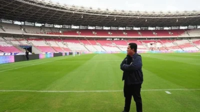 Momen Haru Elkan Baggott: Peluk Erick Thohir dan Ucapkan ‘Anda yang Ubah Sepak Bola Indonesia’