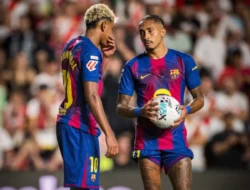 Protes Suporter Warnai Laga Rayo Vallecano vs Athletic Bilbao, Emil Audero Dapat Guard of Honour